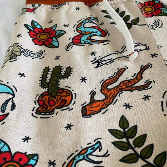 Men,s No Boundries sweatpants, w/South of Border Design Size 28 -30 waist.  EUC - Picture 6 of 9